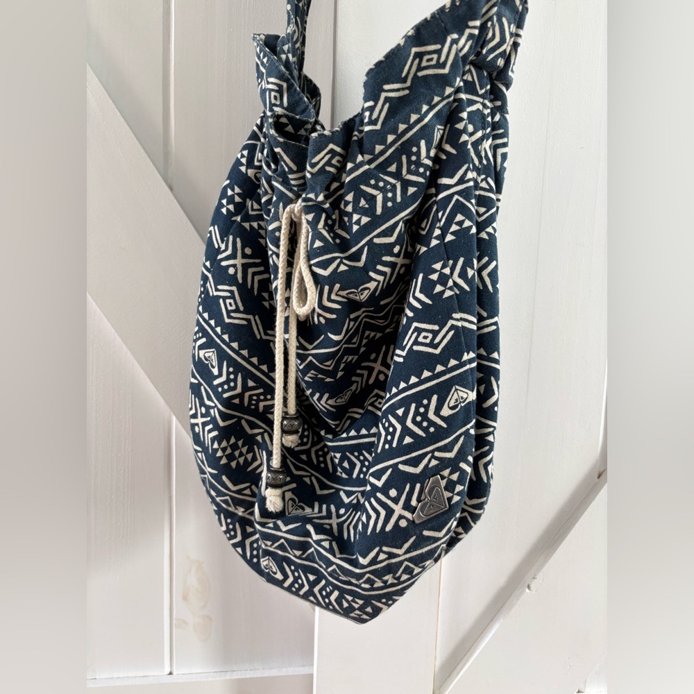 Roxy Tribal Rope Drawstring Canvas Crossbody Purs… - image 2
